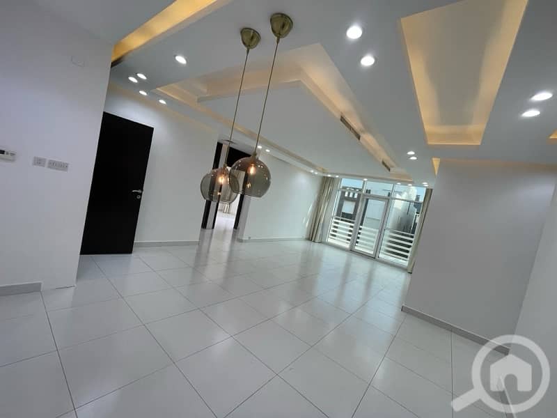 للإيجار شقه الفنيطيس مع بلكونه للإيجار شقه الفنيطيس مع بلكونه