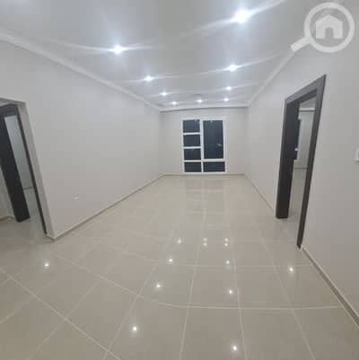 شقة 3 غرف نوم للايجار في العقيلة، مدينة الكويت - very nice clean flat in Mangaf