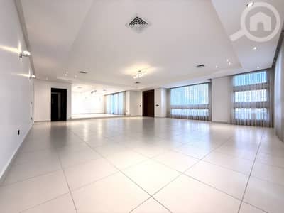 3 Bedroom Apartment for Rent in Al Salam, Kuwait City - Salam – immaculate, three bedrooms unfurnished duplex