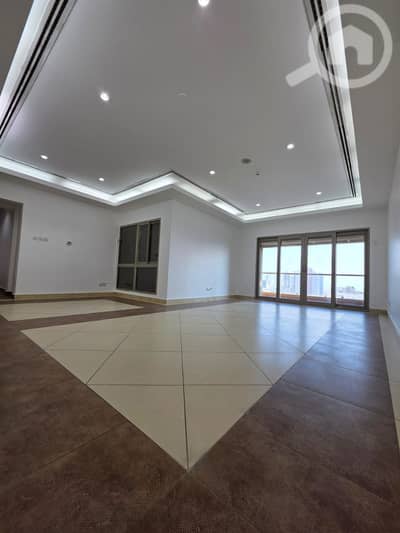 شقة 4 غرف نوم للايجار في بنيد القار، مدينة الكويت - بينت هاوس فاخر للإيجار في بنيد القار - إطلالة بانورامية ومساحات ملكية