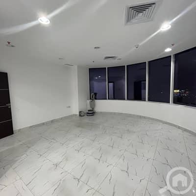 Other Commercial for Rent in Al Farwaniya, Kuwait City - Entire commercial floor for rent in Farwaniya.