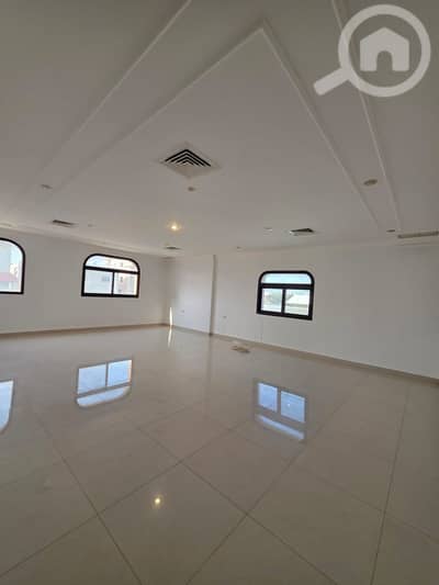 4 Bedroom Apartment for Rent in Rumaithiya, Kuwait City - للإيجار في الرميثية: دور كامل (مساحات جامبو) - 4 غرف ماستر