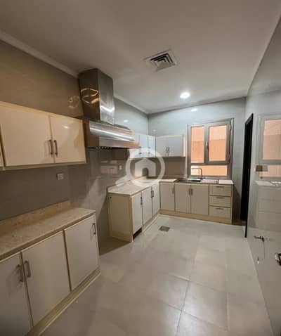 3 Bedroom Flat for Rent in Al Shuhada, Kuwait City - للإيجار شقه في الشهداء