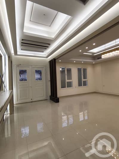 فلیٹ 5 غرف نوم للايجار في ابو فطيرة، مدينة الكويت - أبو فطيرة