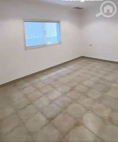 فلیٹ 3 غرف نوم للايجار في سلوى، مدينة الكويت - للايجار شقه في سلوى دور اول مصعد تكيف وحدات تشطيب سوبر ديلوكس