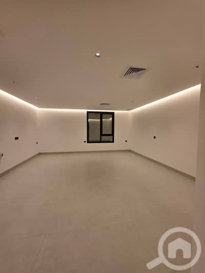 3 Bedroom Apartment for Rent in Al Zahra, Kuwait City - للإيجار: بينت هاوس فاخر في الزهراء - تشطيب سوبر ديلوكس