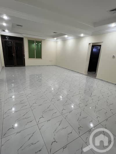 فلیٹ 3 غرف نوم للايجار في الصديق، مدينة الكويت - للإيجار شقه في الصديق