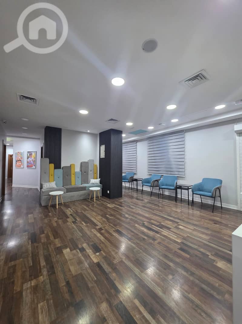 للايجار دور تجاري متميز في السالمية - تشطيب فاخر وجاهز للتشغيل للايجار دور تجاري متميز في السالمية - تشطيب فاخر وجاهز للتشغيل