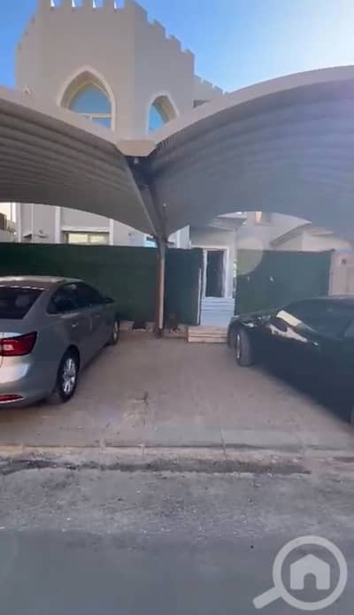 5 Bedroom Villa for Rent in Salwa, Kuwait City - للإيجار فلا مميزه في سلوى