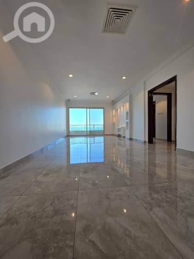 3 Bedroom Apartment for Rent in Al Salmiya, Kuwait City - للايجار شقه بالسالميه اطلاله بحريه