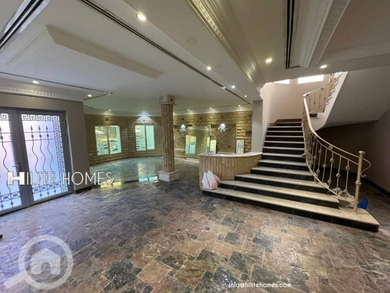 Five Bedroom villa for rent in Salwa Five Bedroom villa for rent in Salwa