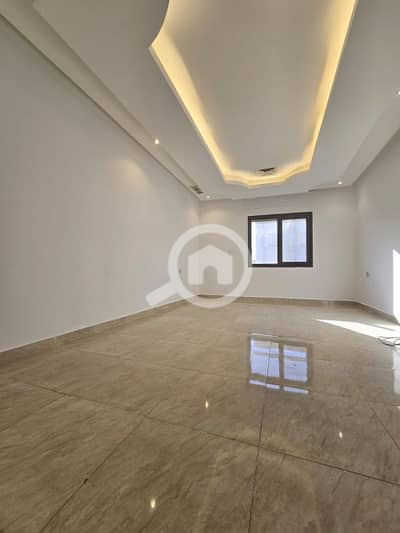 7 Bedroom Flat for Rent in Jaber Al Ahmed, Kuwait City - الايجار شقة عماير جابر الاحمد الدور الاول