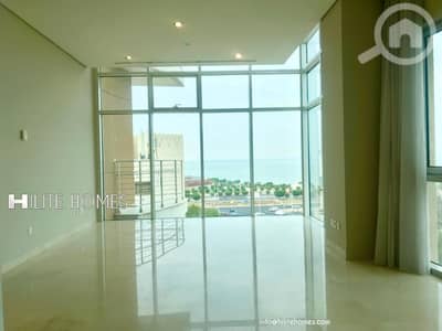 فلیٹ 3 غرف نوم للايجار في بنيد القار، مدينة الكويت - Spacious Three bedroom sea view apartment for rent in Bneid al qar