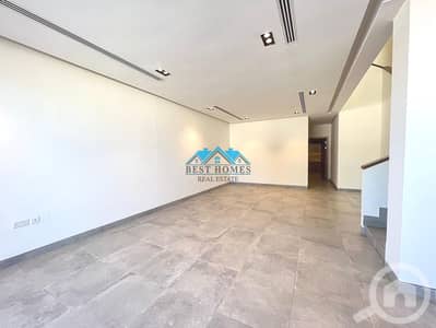 فیلا 3 غرف نوم للايجار في أبو الحصانية، مدينة الكويت - Three Master Bedrooms Modern Style Villa in Abul Hasaniya