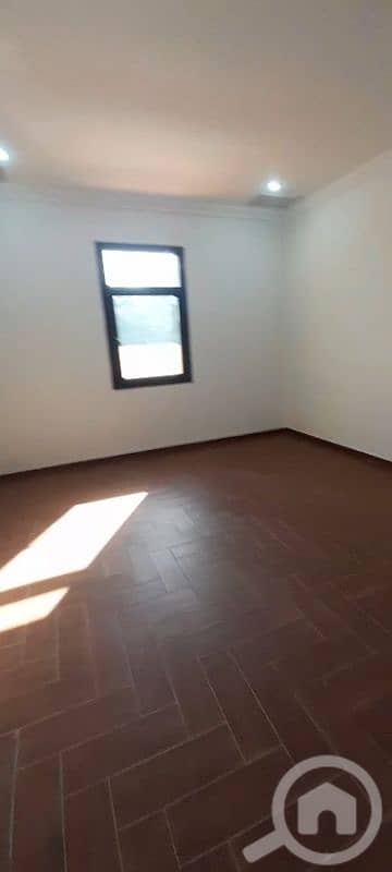 3 Bedroom Flat for Rent in Al Jabriya, Kuwait City - للايجار شقه في الجابريه دور اول مصعد مساحات