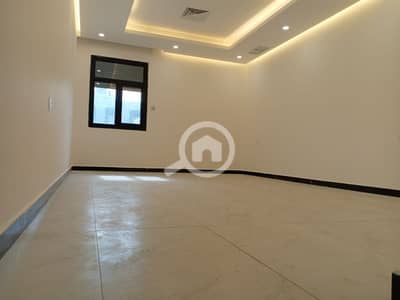 3 Bedroom Apartment for Rent in Rumaithiya, Kuwait City - للإيجار شقة في الرميثية مع بلكونات