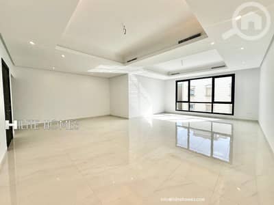 فلیٹ 4 غرف نوم للايجار في ابو فطيرة، مدينة الكويت - Four bedroom floor For rent in Abufathira