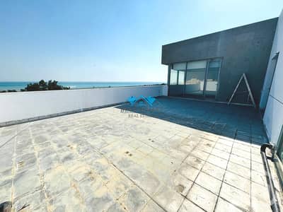 2 Bedroom Flat for Rent in Salwa, Kuwait City - Seaview Two Bedrooms Apartment with Huge Terrace Area in Salwa