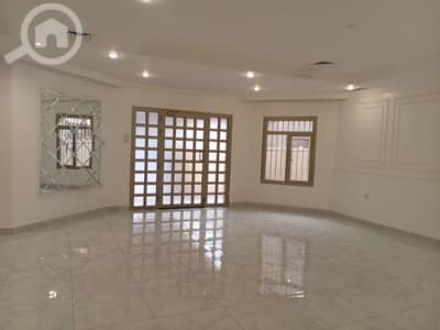 فیلا 5 غرف نوم للايجار في السرة، مدينة الكويت - للإيجار دور ارضى في السره ٥غرف وغرفة خادمة ٨٠٠ د. ك