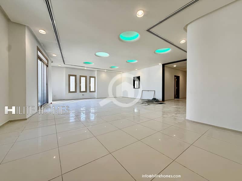 Three bedroom apartment for rent in Salwa Three bedroom apartment for rent in Salwa