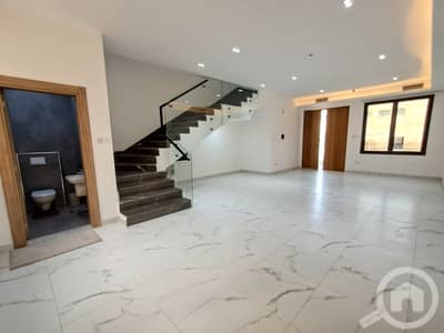 فلیٹ 4 غرف نوم للايجار في الروضة، مدينة الكويت - New duplex in rawda