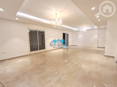 شقة 4 غرف نوم للايجار في السرة، مدينة الكويت - Spacious 4 Bedrooms Floor with Big Balcony in Surra Area