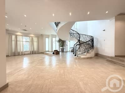 6 Bedroom Apartment for Rent in Salwa, Kuwait City - Salwa - large 6 bedrooms duplex with yard