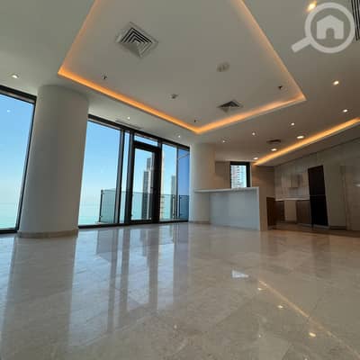 فلیٹ 2 غرفة نوم للايجار في الدعية، مدينة الكويت - Semi-furnished apartment with a sea view and balcony for rent in Hessa