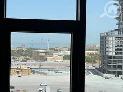Other Commercial for Rent in Sharq, Kuwait City - للايجار مكتب بشرق 117 م اطلالة بحرية