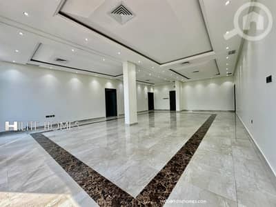 فلیٹ 4 غرف نوم للايجار في سلوى، مدينة الكويت - Four Master bedroom apartment for rent in Salwa