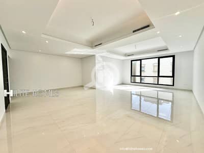 فلیٹ 4 غرف نوم للايجار في ابو فطيرة، مدينة الكويت - Four bedroom floor For rent in Abufathira