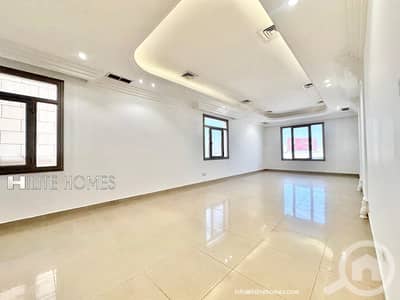 فلیٹ 3 غرف نوم للايجار في سلوى، مدينة الكويت - Three Master bedroom apartment for rent in Salwa