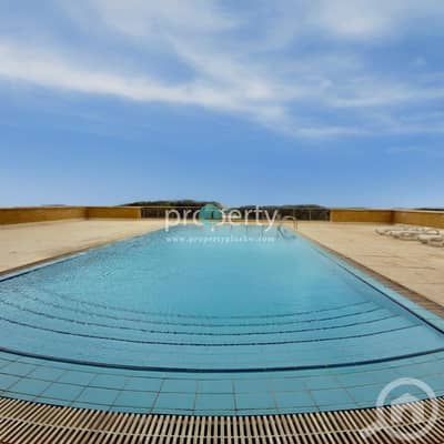 شقة 3 غرف نوم للايجار في الشعب البحري، مدينة الكويت - Semi-Furnished 3 Bedroom Full Floor Apartment – Sea View, Shaab