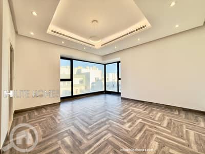 فلیٹ 4 غرف نوم للايجار في فنيطيس، مدينة الكويت - Spacious 4-Bedroom Floor for Rent in Al Funaitis