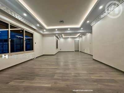 4 Bedroom Apartment for Rent in Al Siddeeq, Kuwait City - Four bedroom spacious floor for rent in Al Siddeeq Available