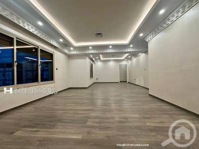 4 Bedroom Apartment for Rent in Al Siddeeq, Kuwait City - Four bedroom spacious floor for rent in Al Siddeeq