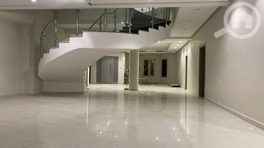 فیلا 6 غرف نوم للايجار في صباح السالم، مدينة الكويت - للإيجار قسيمة صباح الاحمد