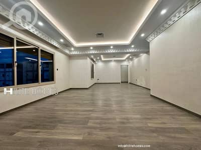 4 Bedroom Flat for Rent in Al Siddeeq, Kuwait City - Four bedroom spacious floor for rent in Al Siddeeq