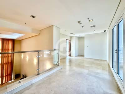 فلیٹ 3 غرف نوم للايجار في السالمية، مدينة الكويت - Modern 3 bedroom Duplex Seaview apartment for rent in Salmiya