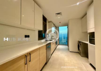 شقة 3 غرف نوم للايجار في الدعية، مدينة الكويت - Stunning Three-Bedroom Sea View Apartment for Rent in Daiya