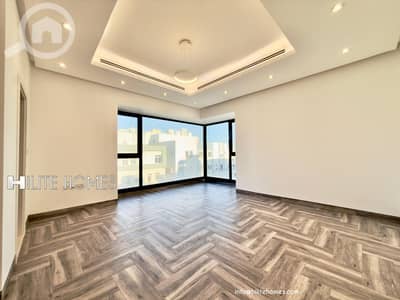 شقة 4 غرف نوم للايجار في فنيطيس، مدينة الكويت - Spacious 4-Bedroom Floor for Rent in Al Funaitis