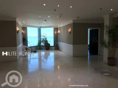 عقارات تجارية اخرى  للايجار في المنطقة الحرة، مدينة الكويت - Full floor Office for rent in Kuwait City