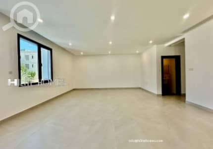 شقة 3 غرف نوم للايجار في الجابرية، مدينة الكويت - Brand new 3- bedroom apartment for rent in Al-Jabriya
