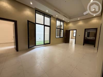 فیلا 5 غرف نوم للايجار في فنيطيس، مدينة الكويت - Luxury 5 Bedroom Villa for Rent in Al-Funaitees at 2000KD