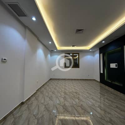 شقة 3 غرف نوم للايجار في ابو فطيرة، مدينة الكويت - Apartment for rent in Abu Fatira