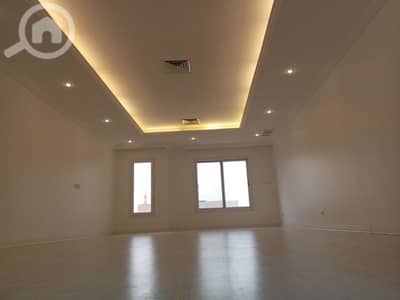 فلیٹ 3 غرف نوم للايجار في الروضة، مدينة الكويت - للإيجار شقة كبيرة في الروضة