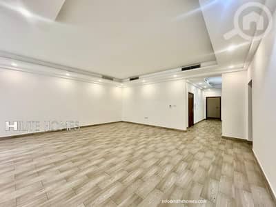 5 Bedroom Flat for Rent in Mubarak Al Kabeer, Kuwait City - 5-Master Bedroom Ground floor for rent in Massayel 5 Bedroom Flat for Rent in Mubarak Al Kabeer, Kuwait City - 5-Master Bedroom Ground floor for rent in Massayel