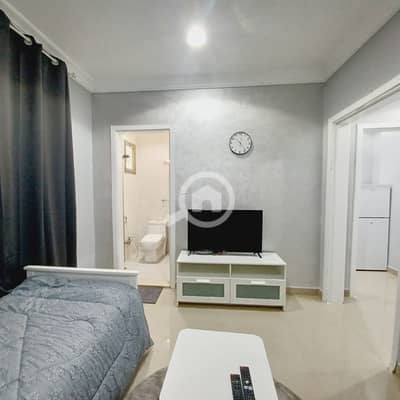 1 Bedroom Apartment for Rent in Al Salmiya, Kuwait City - Furnished studio for rent in Salmiya, block 5