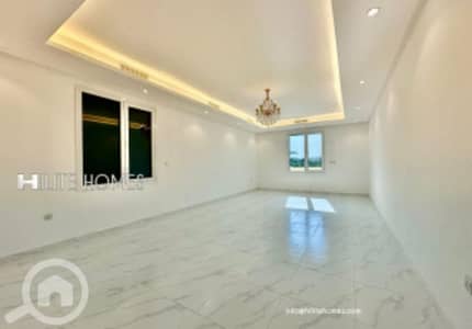 شقة 3 غرف نوم للايجار في سلوى، مدينة الكويت - Three master Bedroom floor for rent in salwa