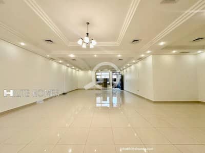 شقة 5 غرف نوم للايجار في بيان، مدينة الكويت - Spacious Duplex for Rent in Bayan